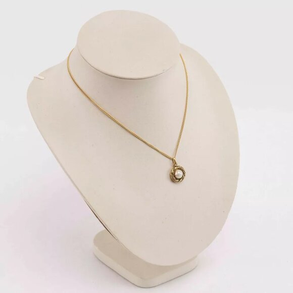 Authentic CHANEL Faux Pearl Pendant Necklace - Picture 13 of 13